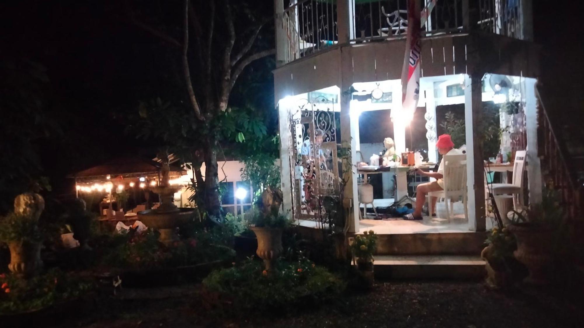 Balmy Hideout Cafe & Homestay Ban Huai Kaeo Exterior photo