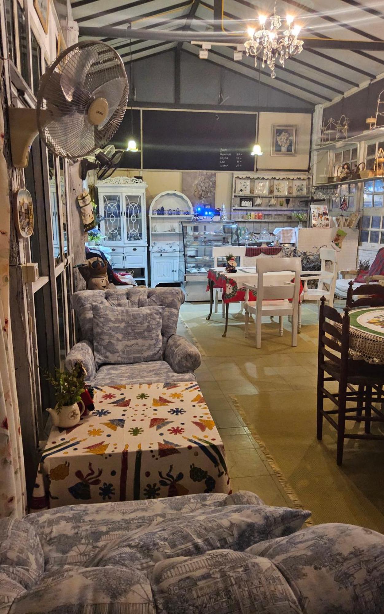 Balmy Hideout Cafe & Homestay Ban Huai Kaeo Exterior photo